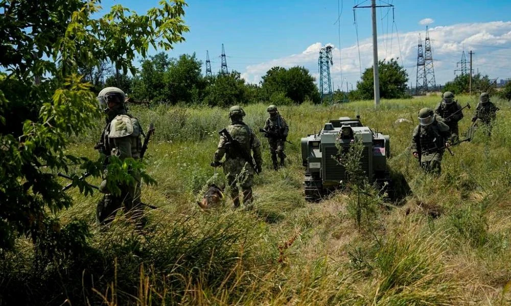 Η χρήση μη επανδρωμένων επίγειων οχημάτων εδάφους (UGV) στην Ουκρανία προκαλεί το Ελληνικό ενδιαφέρον- Άμεση ανάγκη αγοράς-ενσωμάτωσή τους στις Μονάδες λόγω λειψανδρίας